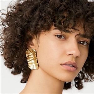 Free People SILVER Foil earrings.